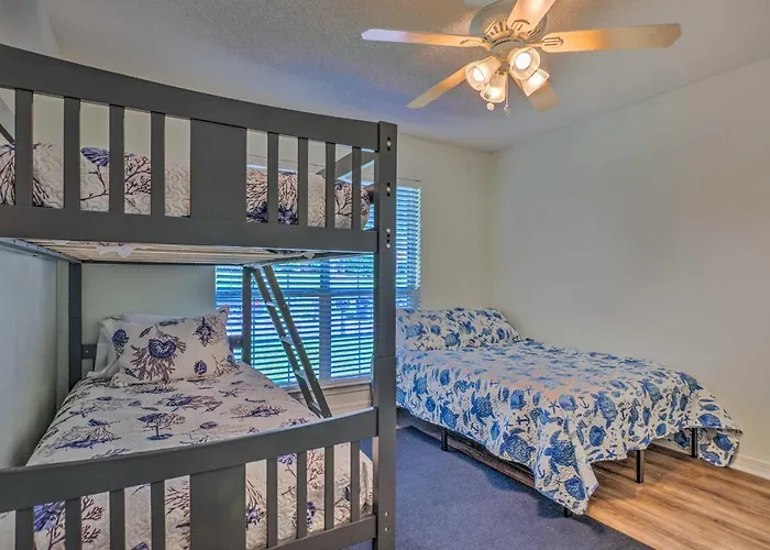 10 Mi To Downtown Pensacola: Pets Welcome! *