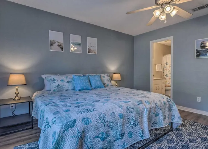 10 Mi To Downtown Pensacola: Pets Welcome! Holiday home *
